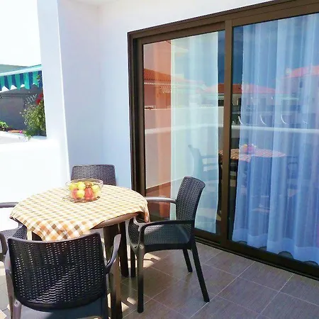 Apartamento Parque Royal Lägenhet